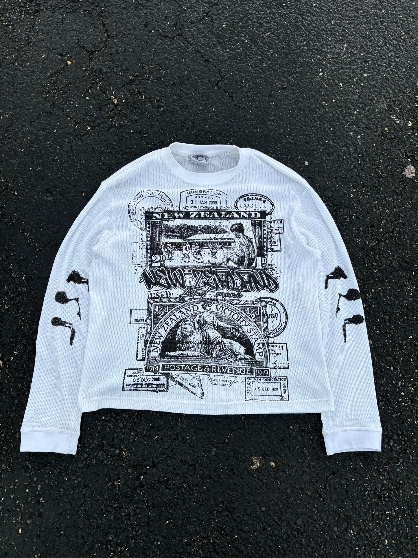 "Travelers" Thermal Long Sleeve