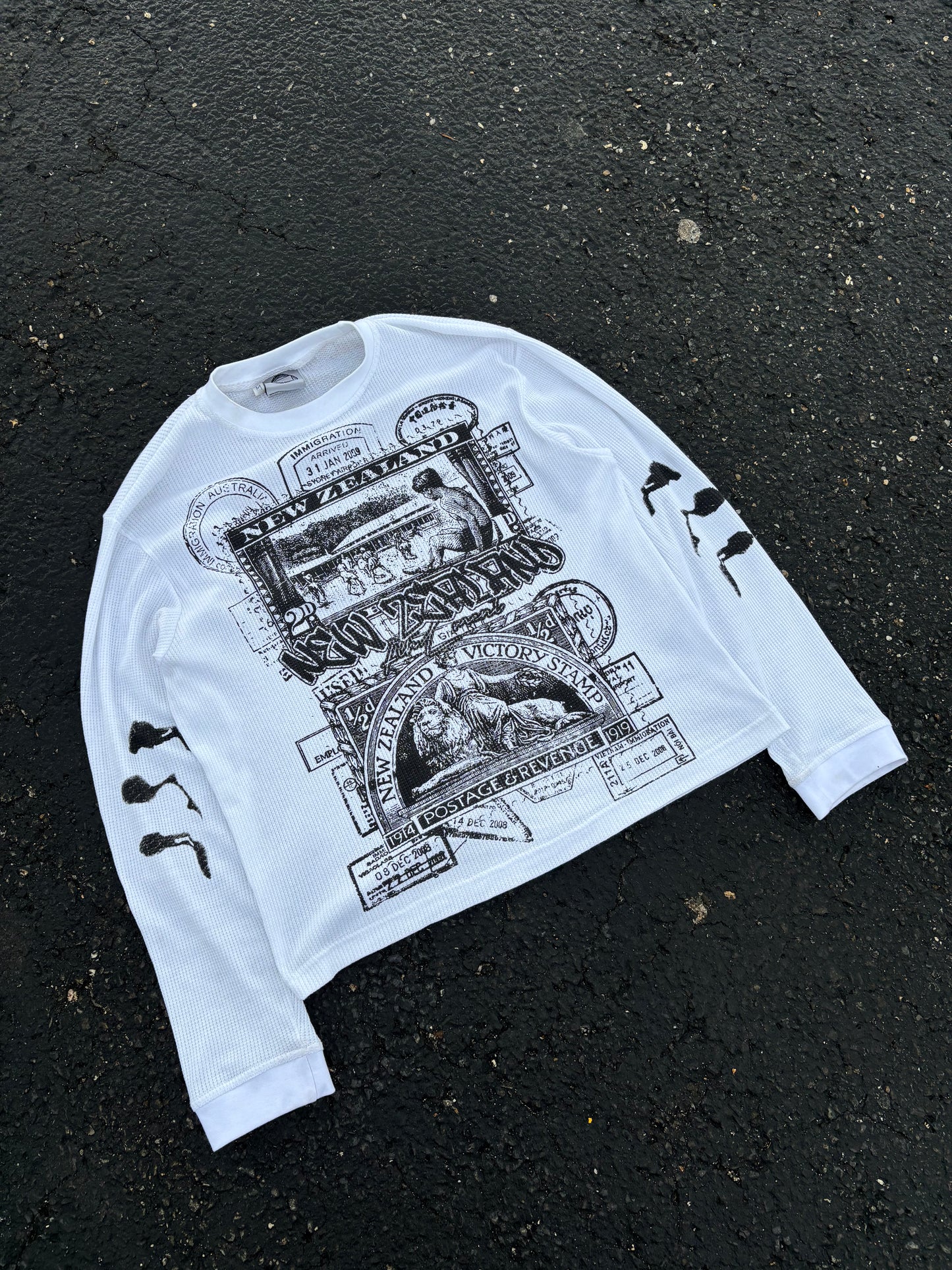 "Travelers" Thermal Long Sleeve