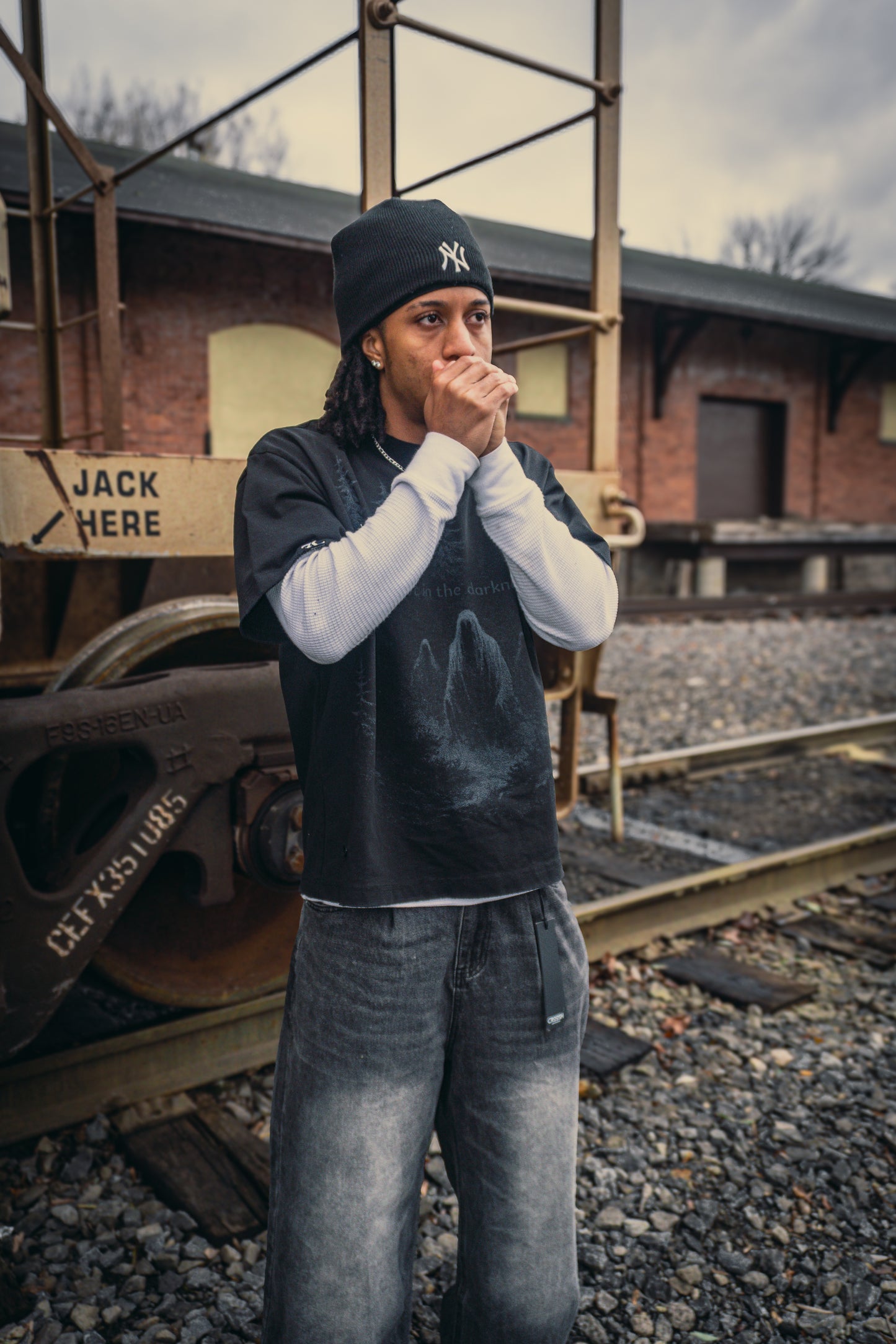 "lost in the darkness" boxy tee